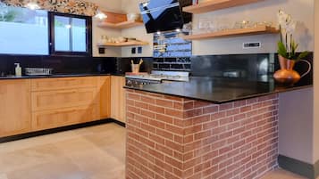 Casa superior | Cocina privada | Cafetera y tetera y tetera eléctrica