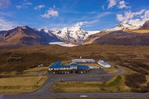 Front of property - Hotel Skaftafell (Skaftafell)