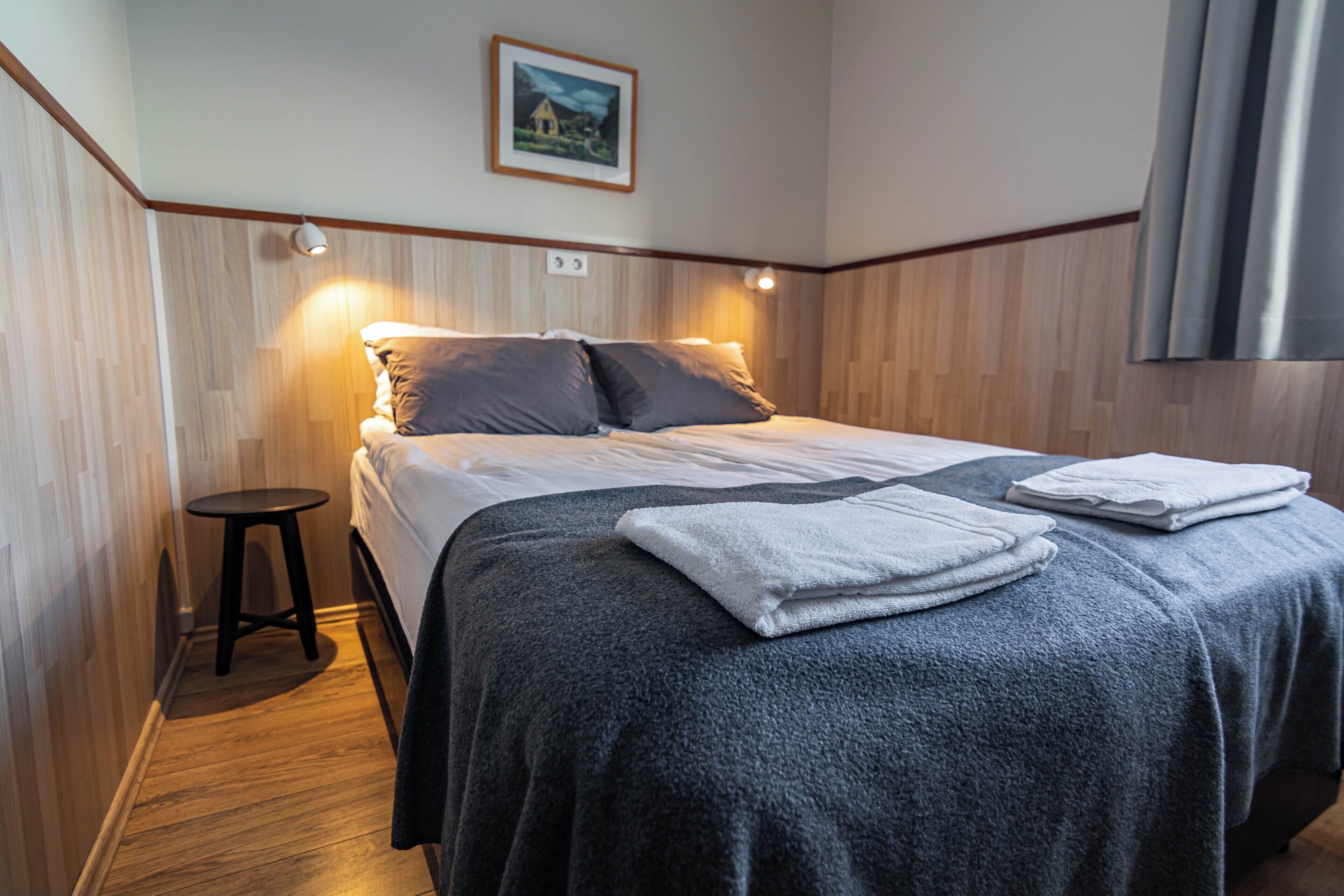 twin room | 1 bedroom, desk, blackout curtains, free wifi