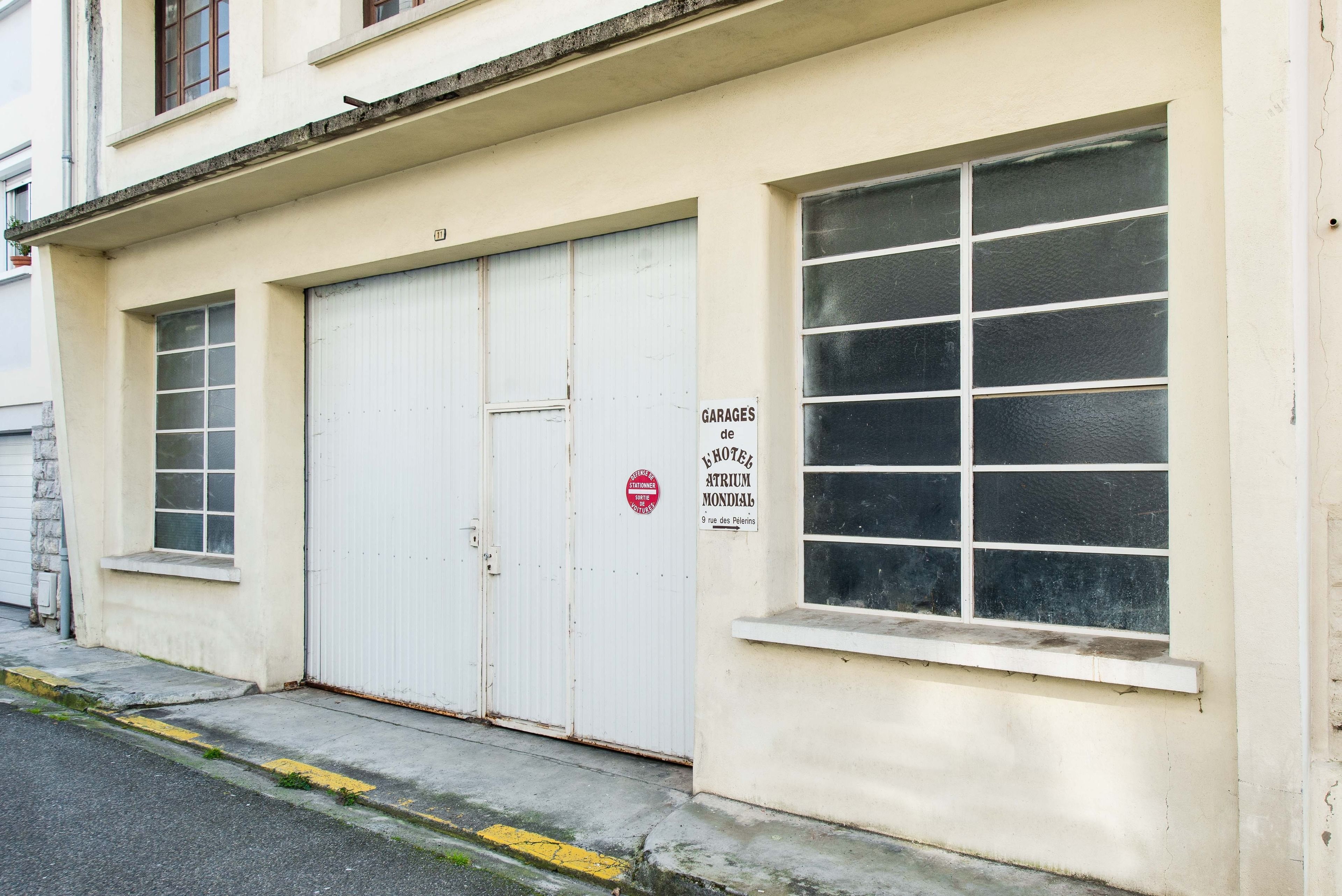 self-parking (surcharge) 9 per day