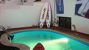 Outdoor pool - Las Dunas Hostel (Castrillon)