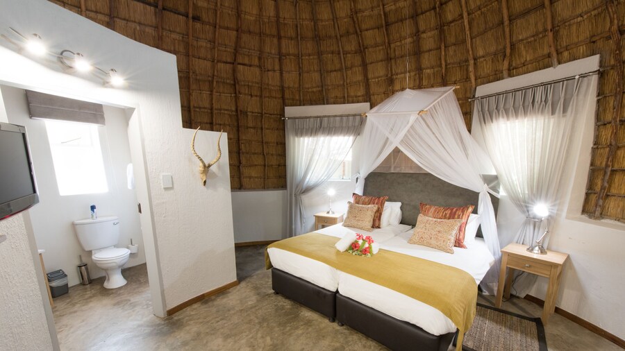 Sefapane Lodges and Safaris
