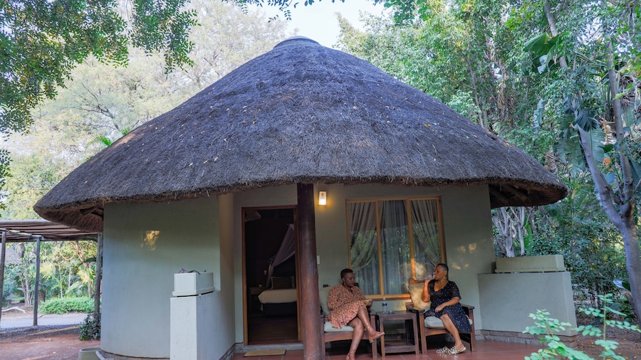 Sefapane Lodges and Safaris