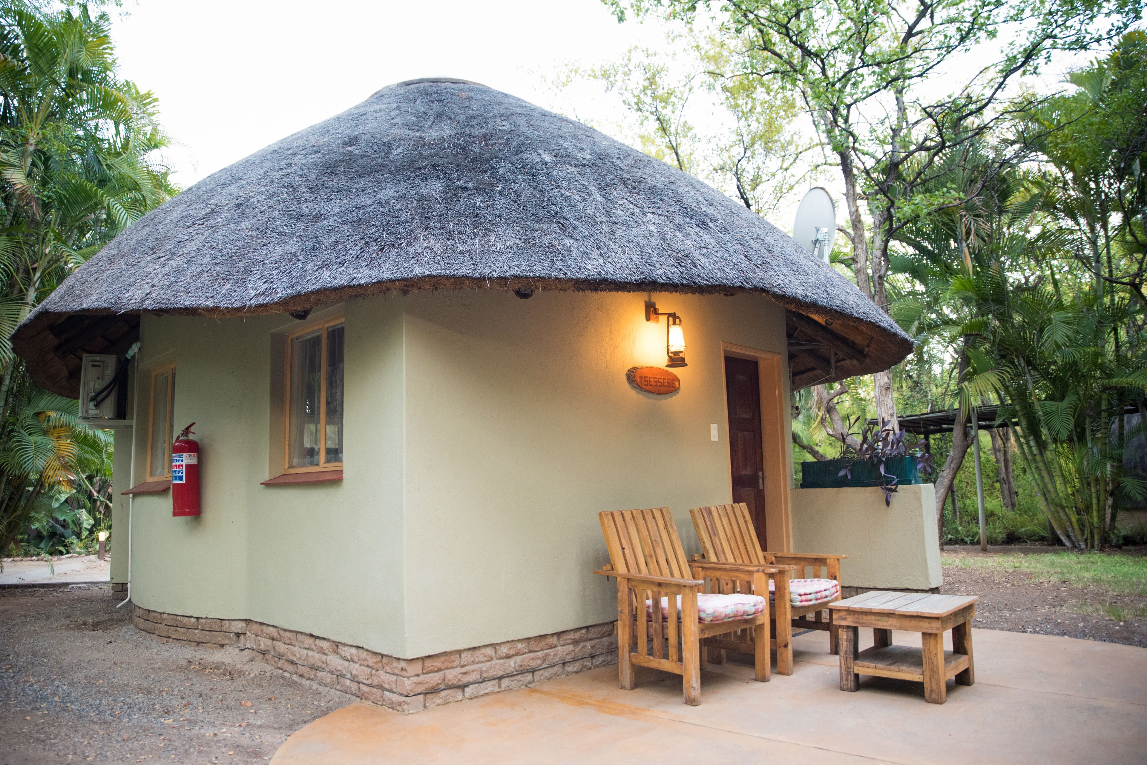 Zulu Hut | Két bảo mật tại phòng, trang trí khác biệt 