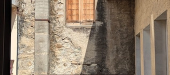 Le Comte Rouge