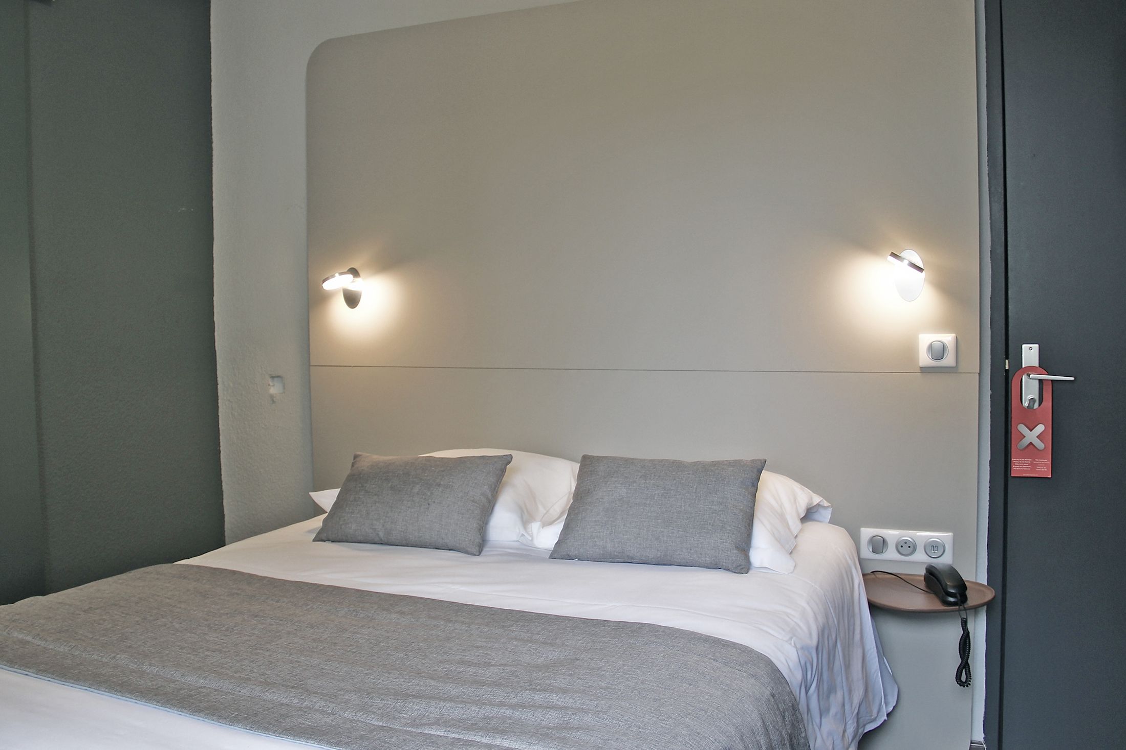 standard double room | 1 bedroom, premium bedding, desk, blackout curtains