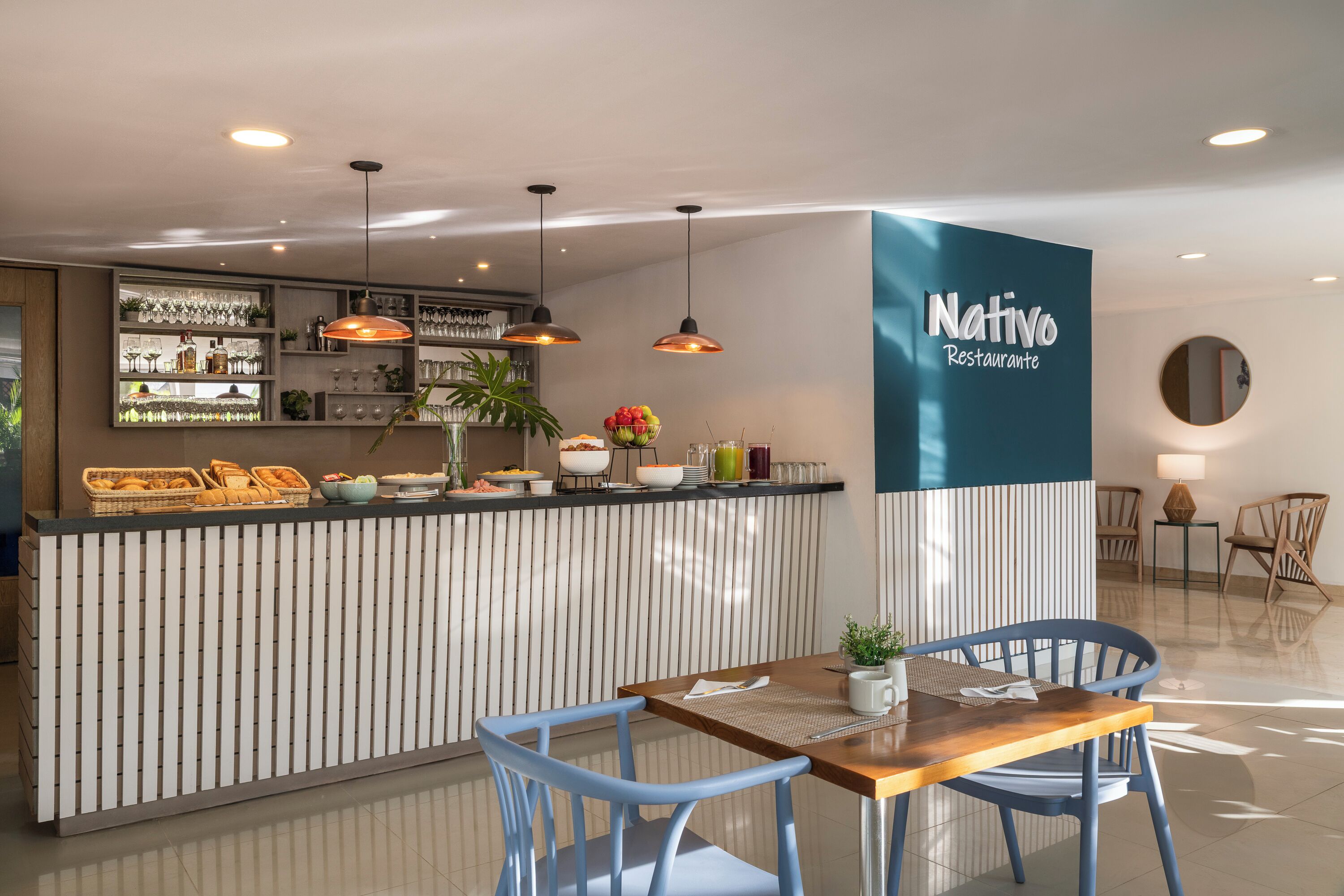 breakfast and lunch served