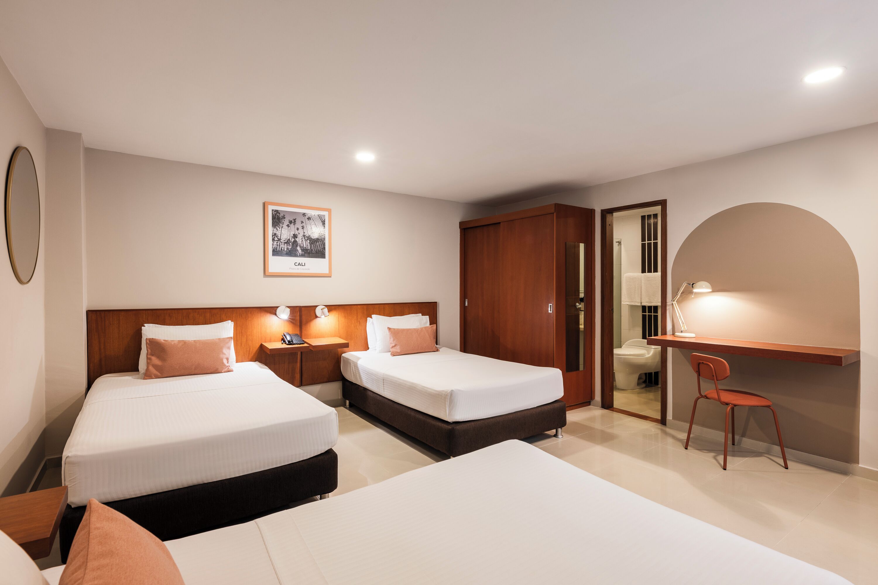 minibar, in-room safe, desk, free wifi