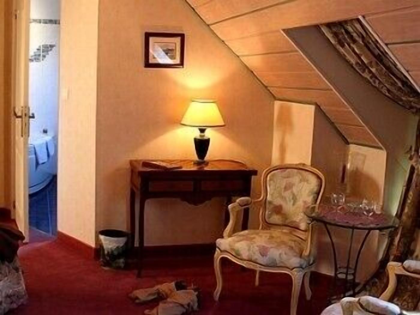 duplex | room amenity