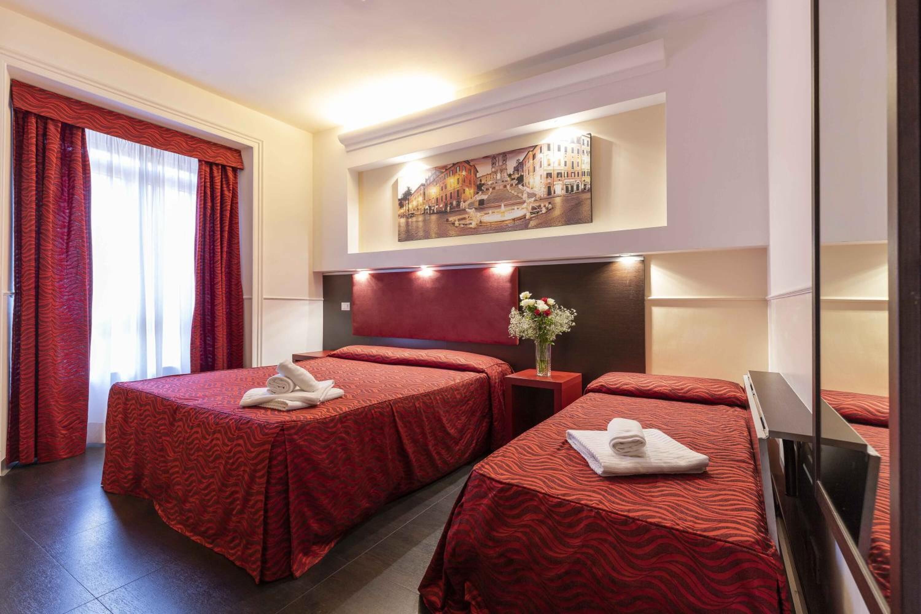 Premium bedding, minibar, in-room safe, free WiFi