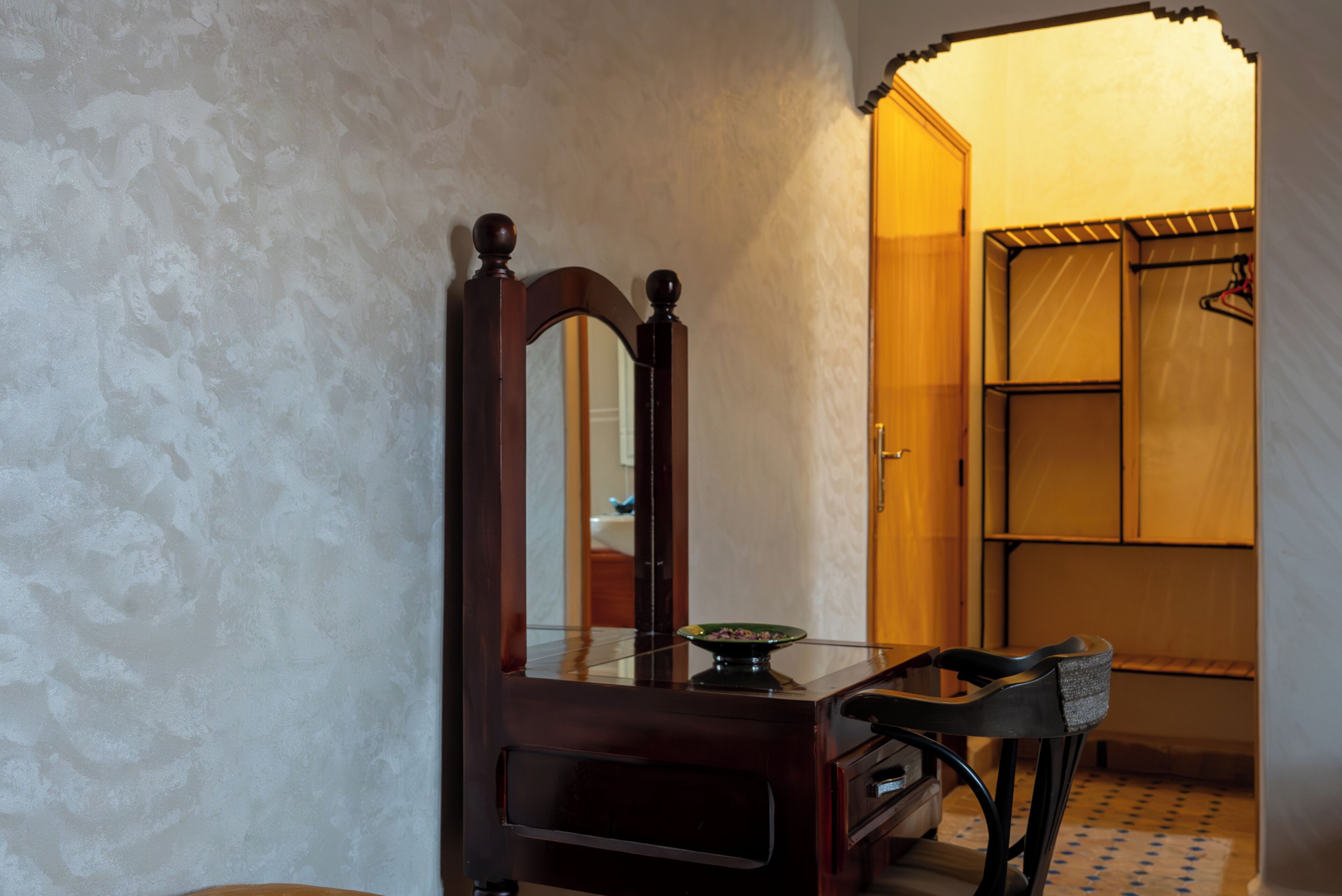 Single Room | Premium bedding, in-room safe, free wired internet