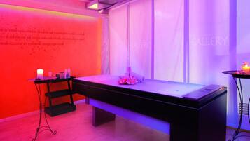 Lichaamsbehandelingen, hydrotherapie, aromatherapie, hotstone-massages