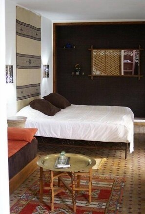 Double Room (Menthe) | Premium bedding, Select Comfort beds, in-room safe