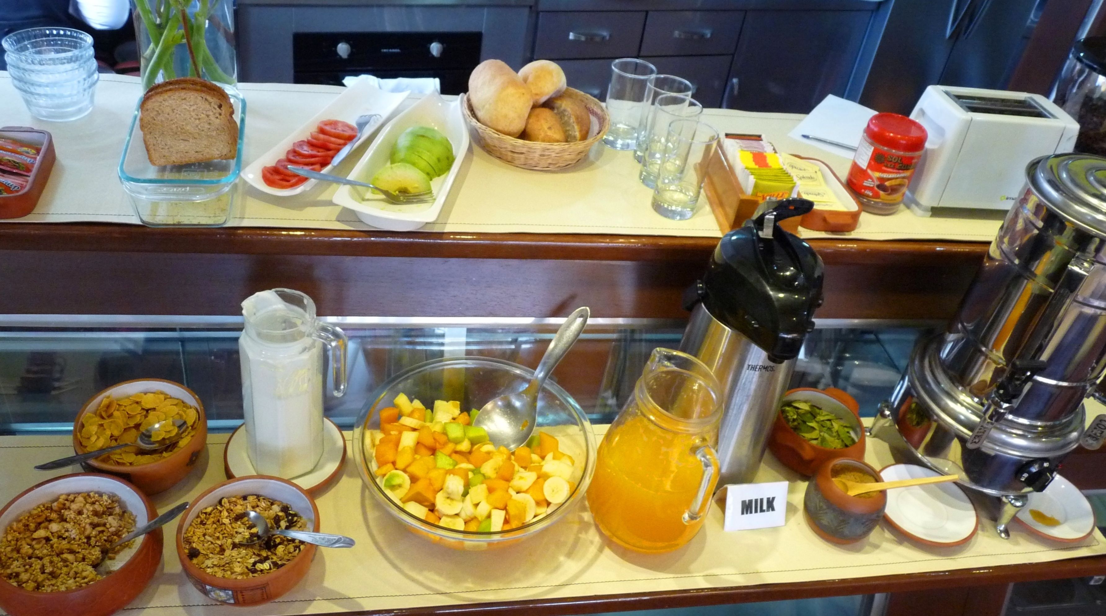 free daily full breakfast