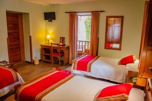 Superior Triple Room, 3 Twin Beds, Garden View | Down comforters, Select Comfort beds, in-room safe, desk - Eco-Hotel Pensión Alemana (Cusco)