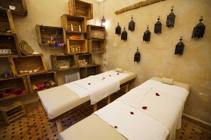 Hammam, soins corporels, massages des tissus profonds, massages suédois
