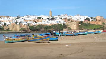 ใกล้ชายหาด