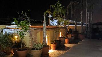 ลานระเบียง/นอกชาน