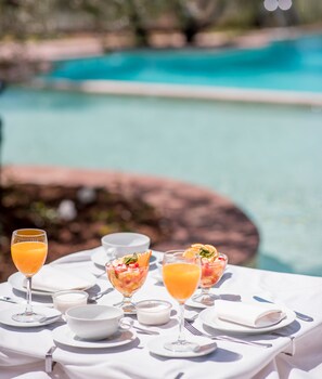 Desayuno estilo bufé