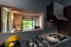 JUNIOR SUITE FAMILIARE CON 2 CAMERE DA LETTO | Cuisine privée | Réfrigérateur, cafetiÚre/bouilloire