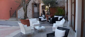 Corte San Luca Apartments