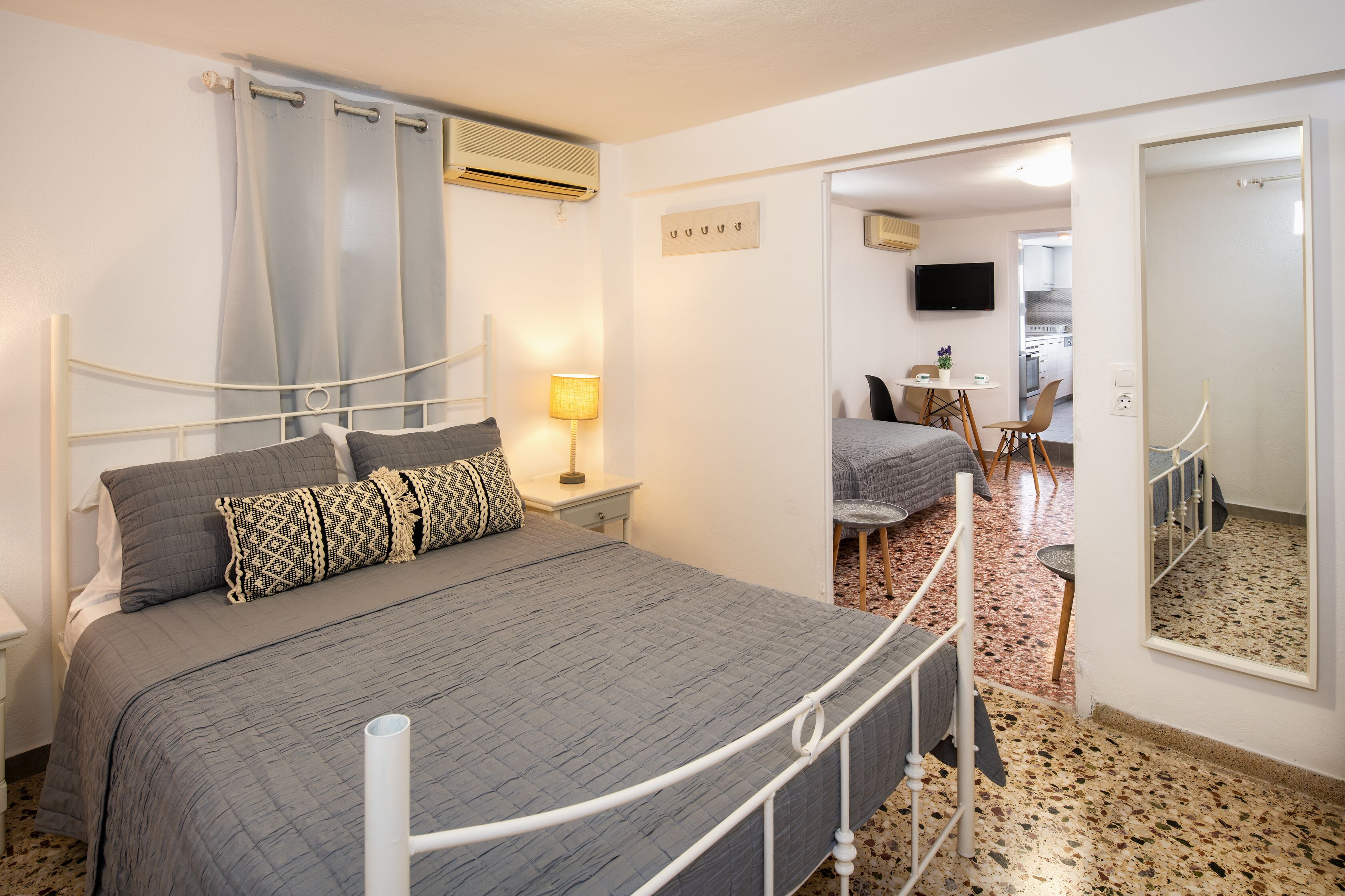 family apartment | minibar, in-room safe, desk, soundproofing