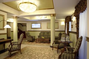 ロビー応接スペース