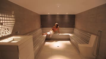 Sauna, hot tub, steam room, Turkish bath/hammam, body treatments