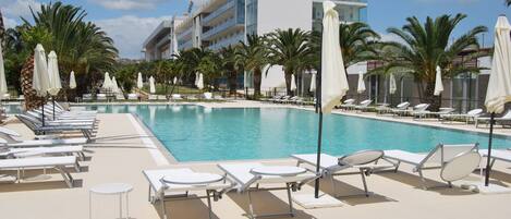 Sundeck
