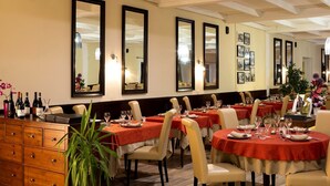 Restaurant - Hotel Les Cèdres (Joyeuse)