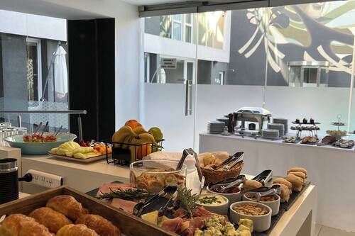 Free daily self-service breakfast