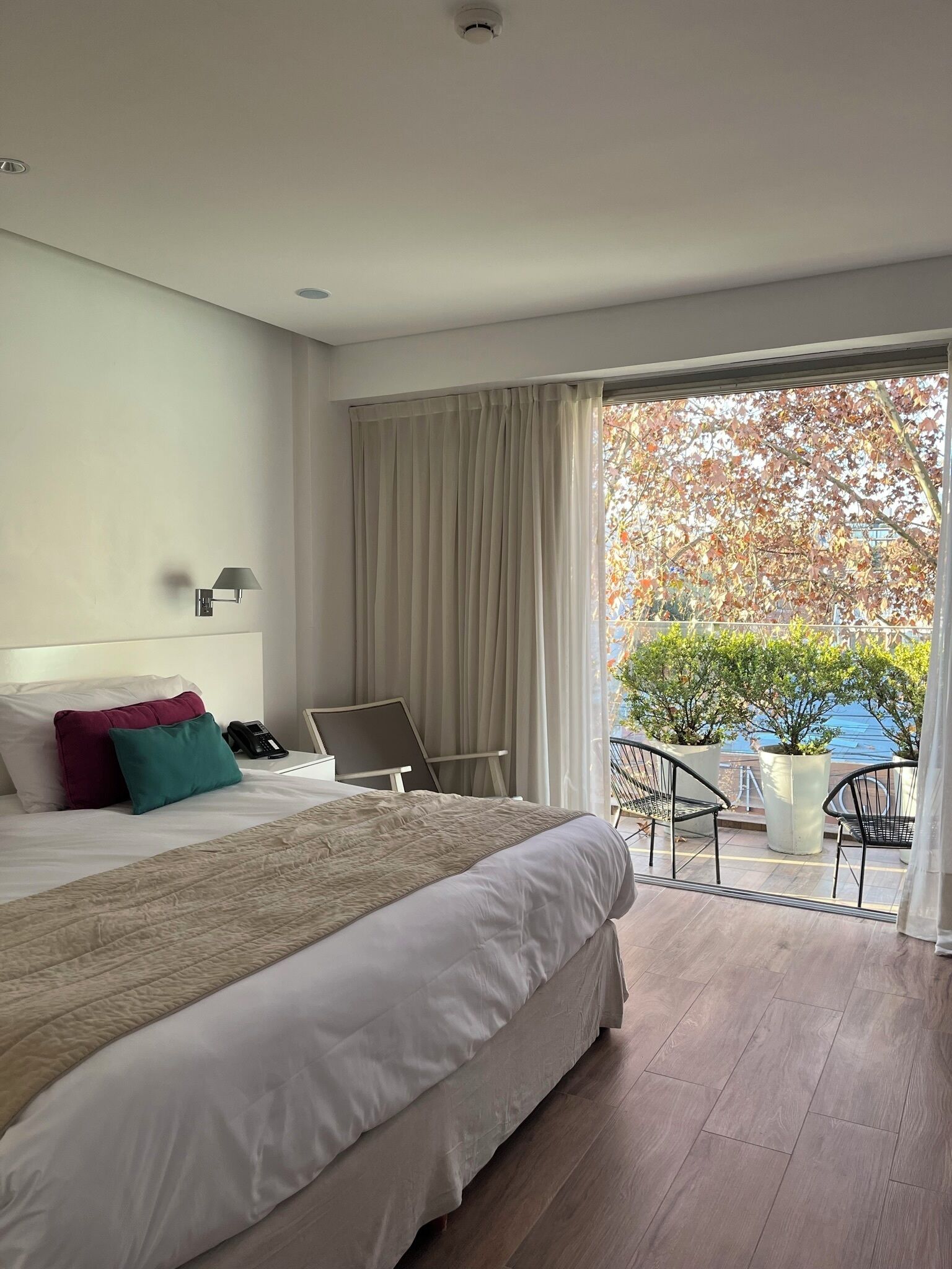Classic Room | Premium bedding, pillow-top beds, minibar, in-room safe