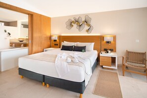 Suite Premium Ocean Front | Ropa de cama de alta calidad y artículos del minibar gratis 