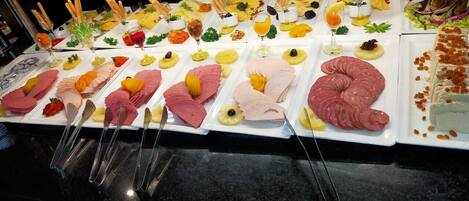 Bữa sáng buffet