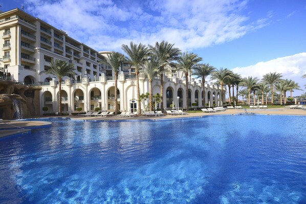 Exterior - Stella Di Mare Beach Hotel & Spa (Sharm El Sheikh)