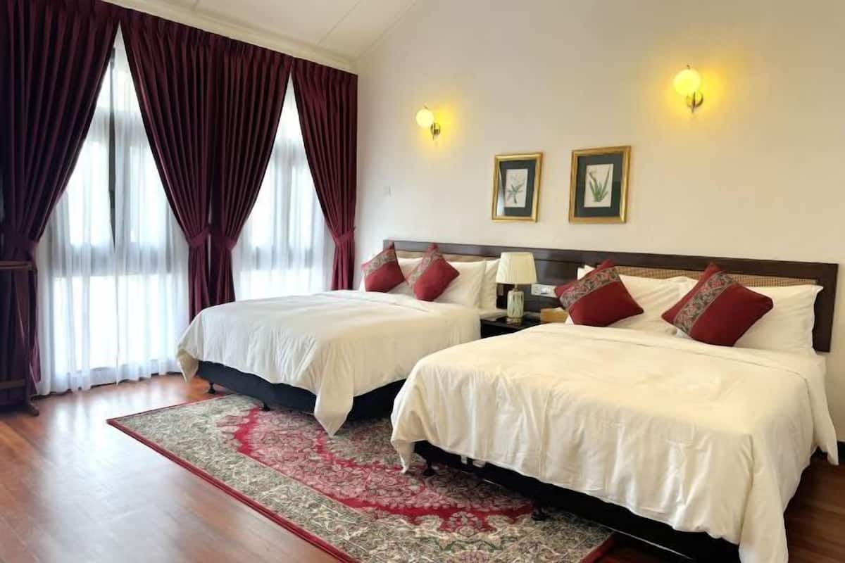 In-room safe, individually decorated, individually furnished, desk