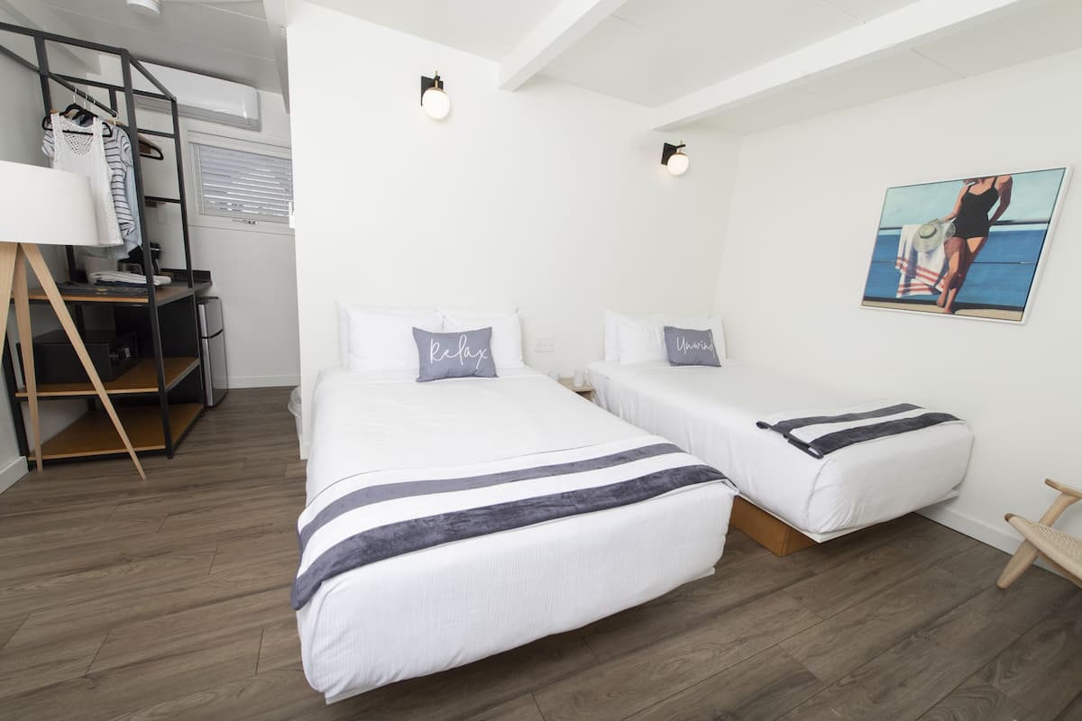 Egyptian cotton sheets, premium bedding, pillowtop beds, in-room safe