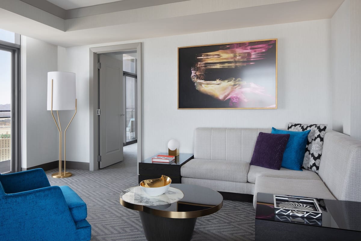 Wraparound Terrace Suite | Sábanas de algodón egipcio, ropa de cama de alta calidad y edredón
