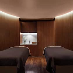 Couples treatment rooms, sauna, hot tub, Turkish bath, body treatments