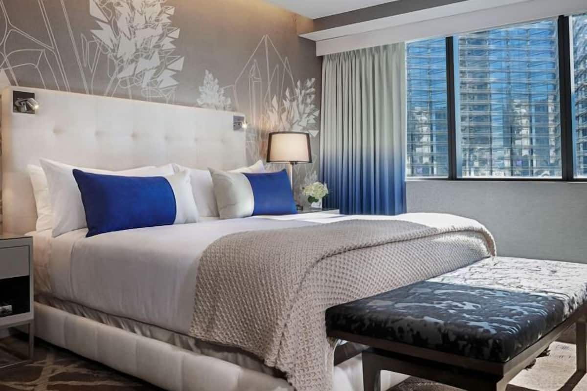 Egyptian cotton sheets, premium bedding, down duvets, pillow-top beds