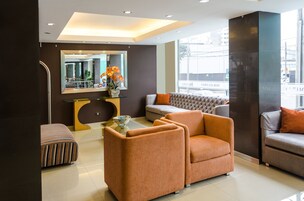 Sala de estar en el lobby