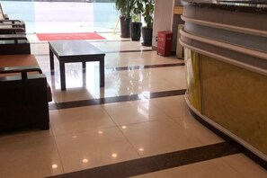 Exterior - Super 8 Hotel (Shanghai Wujiaochang) (Shanghai)