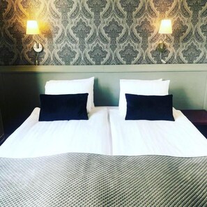 Chambre Standard Double ou avec lits jumeaux