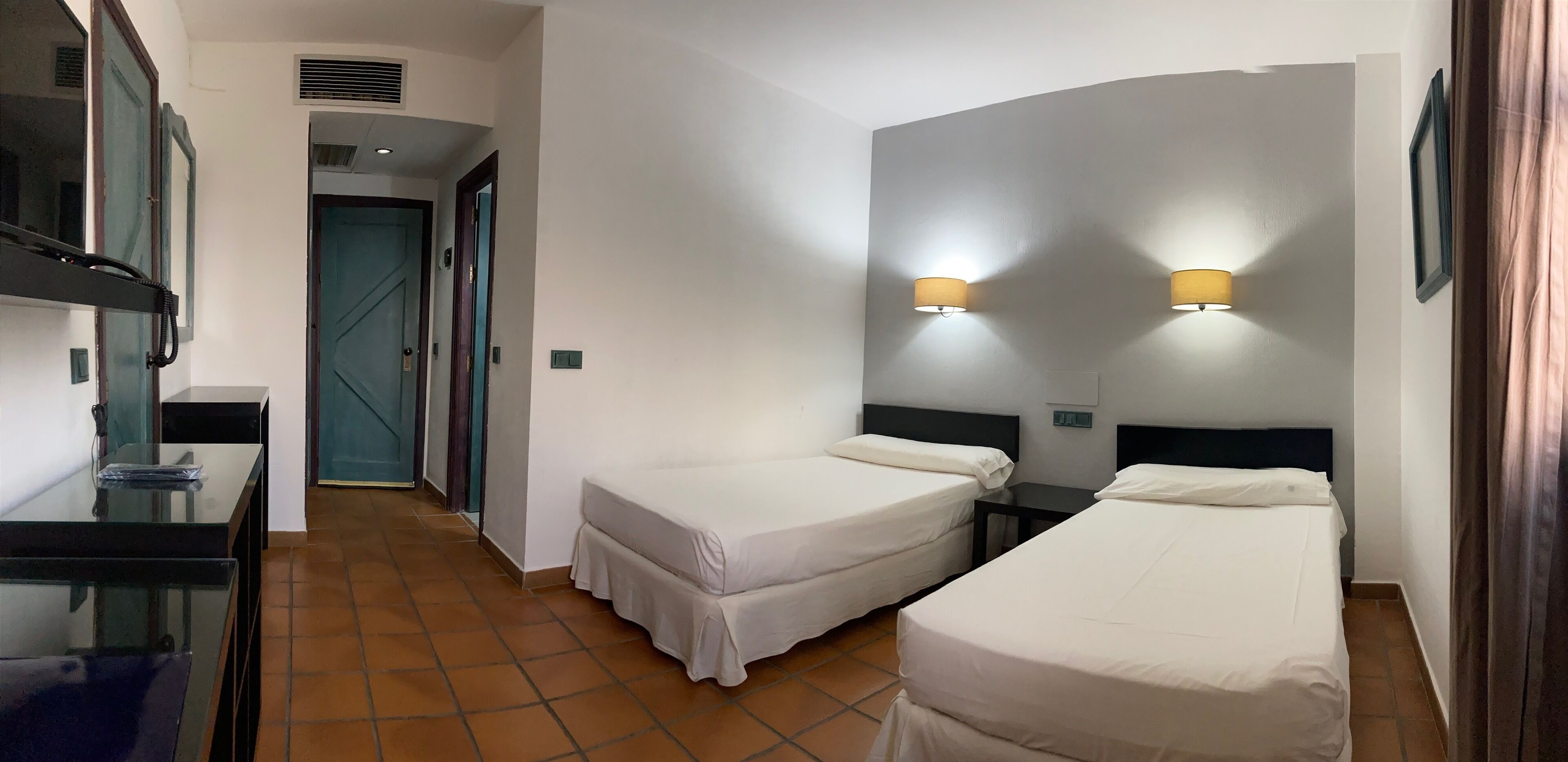 in-room safe, individually decorated, individually furnished, desk