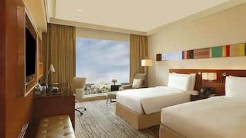 Premium bedding, minibar, in-room safe, desk