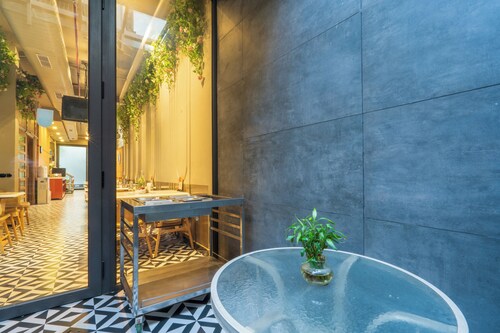 Cosy Grand @Chanakyapuri by The Cosy Hotels.