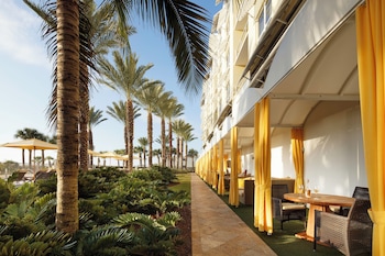 Hotel Exterior at The Residences at Siesta Key Beach by Hyatt Vacation Club