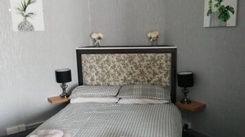 Standard Double Room, Ensuite