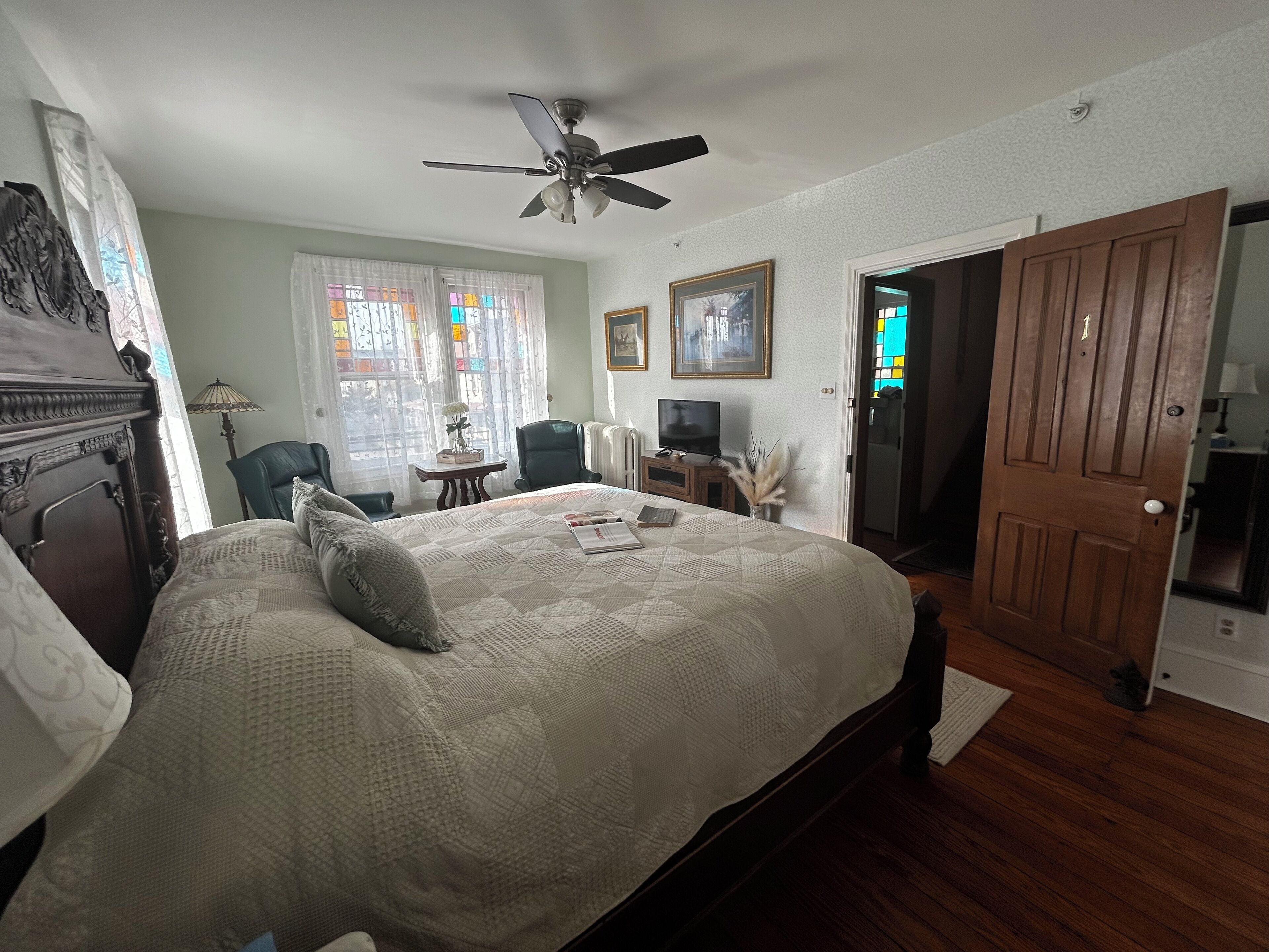 King Suite with Ocean View | Individually decorated, individually furnished, blackout drapes
