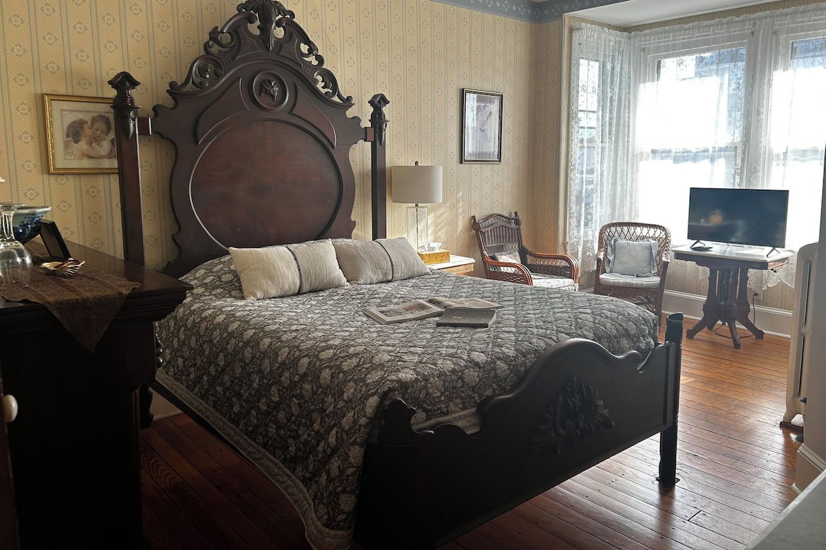 Individually decorated, individually furnished, blackout curtains